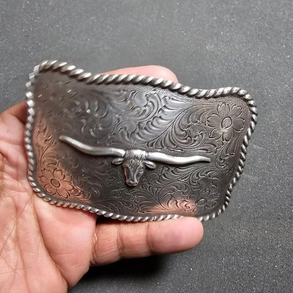 Nocona Long Horn Steer Head Rope Border Engraved Floral Pattern Western Buckle - Picture 3 of 9